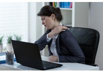Restare troppo tempo seduti in ufficio nuoce alla salute